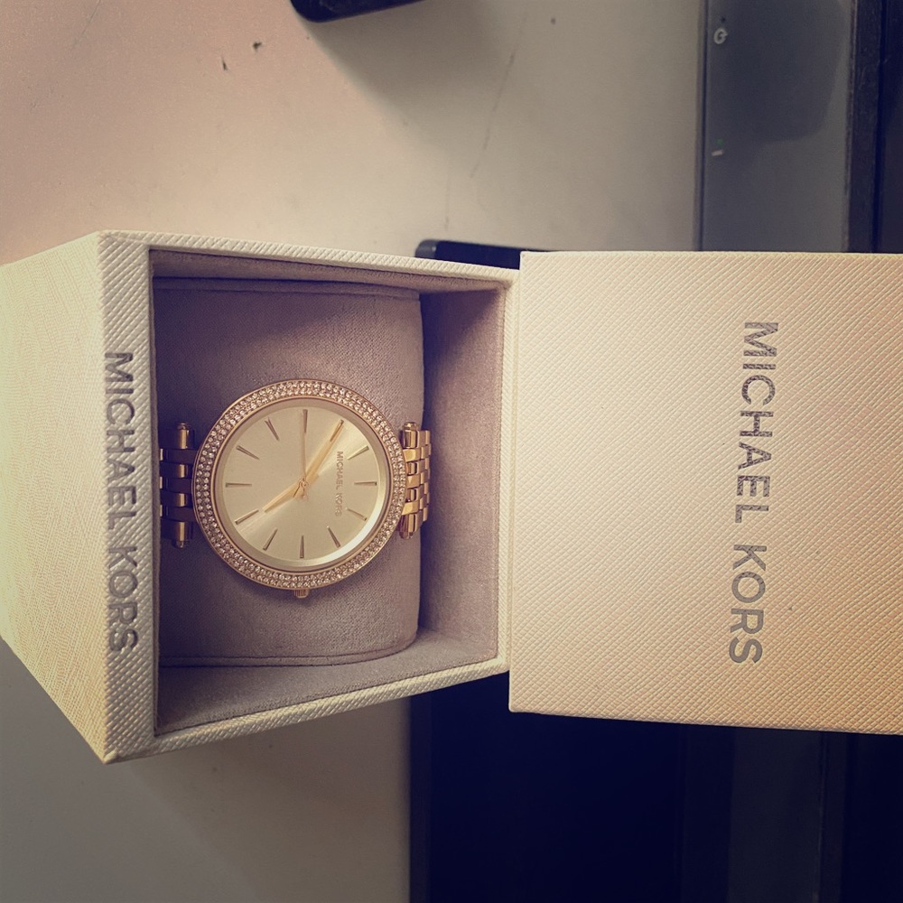 MK watch